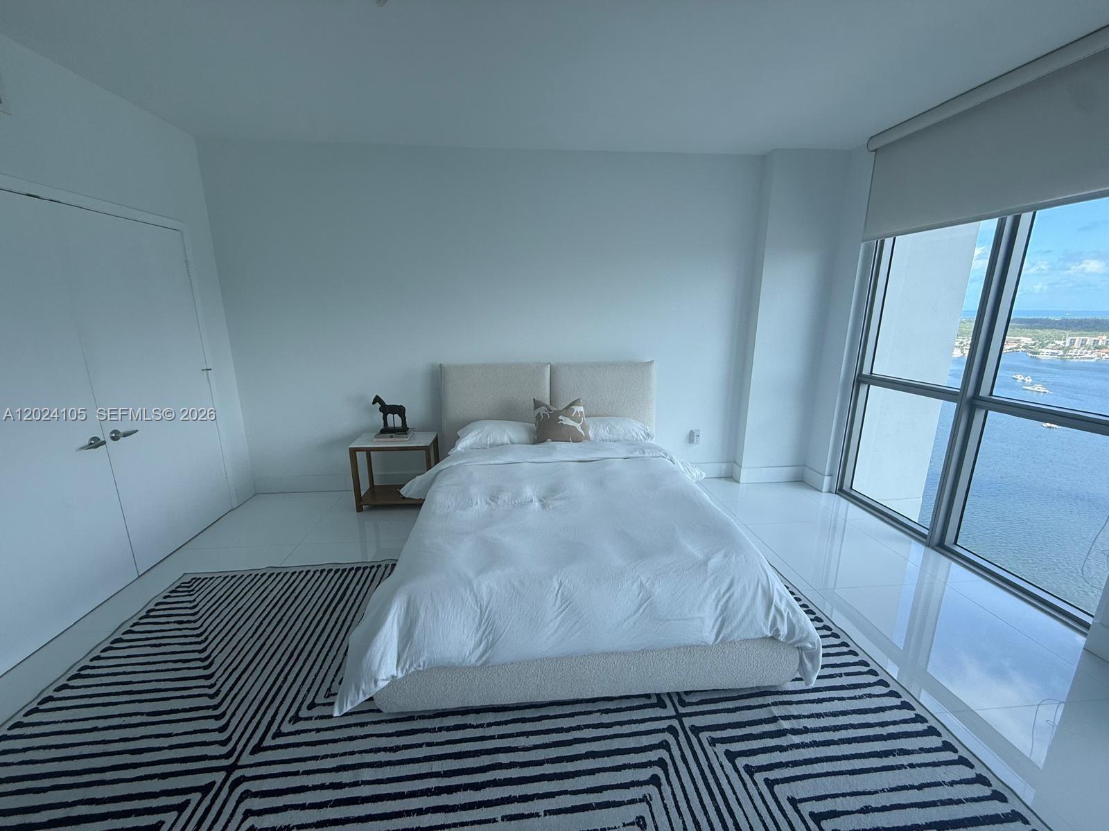 Photo of 17301 Biscayne Blvd #2305, North Miami Beach, Florida, 33160 -