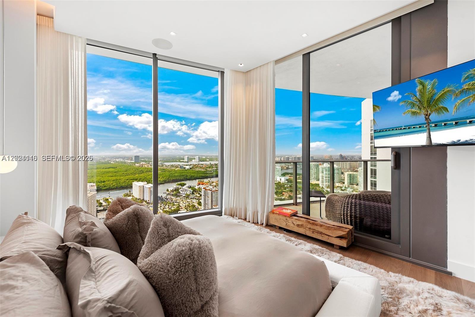 See details 4105 4 / 6 3204 sq. ft. $ 2026-05-22 0 Photo