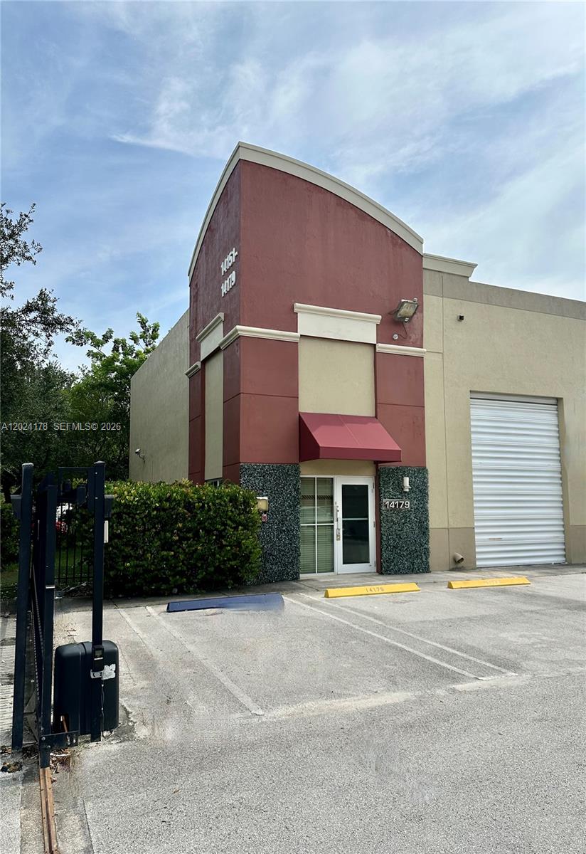 Ver detalles 14179 / sq. ft. $ 2026-05-22 0 foto