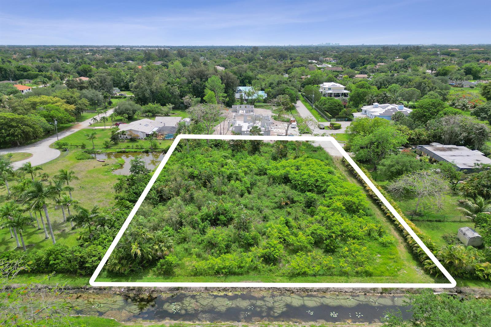   / 0  sq. ft. $ 2026-06-15 0 foto