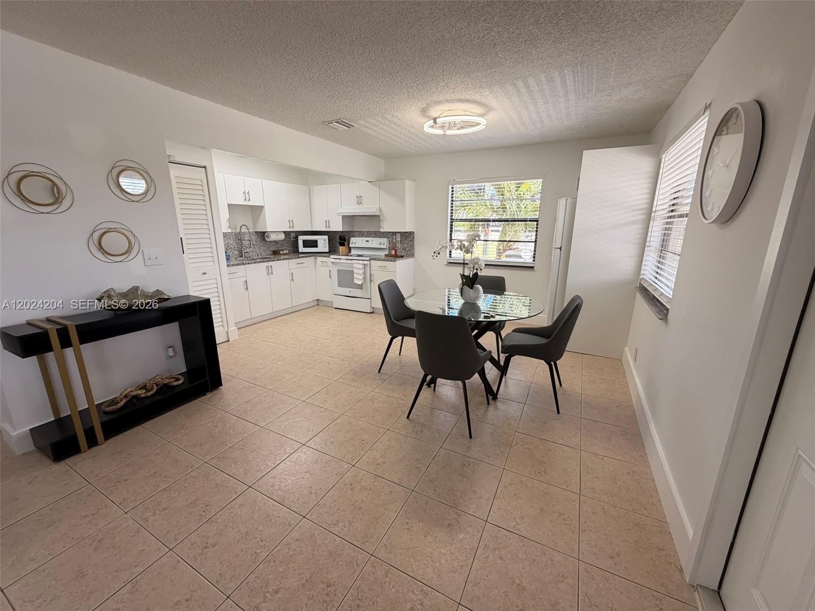   /  3561 sq. ft. $ 2026-05-22 0 Photo