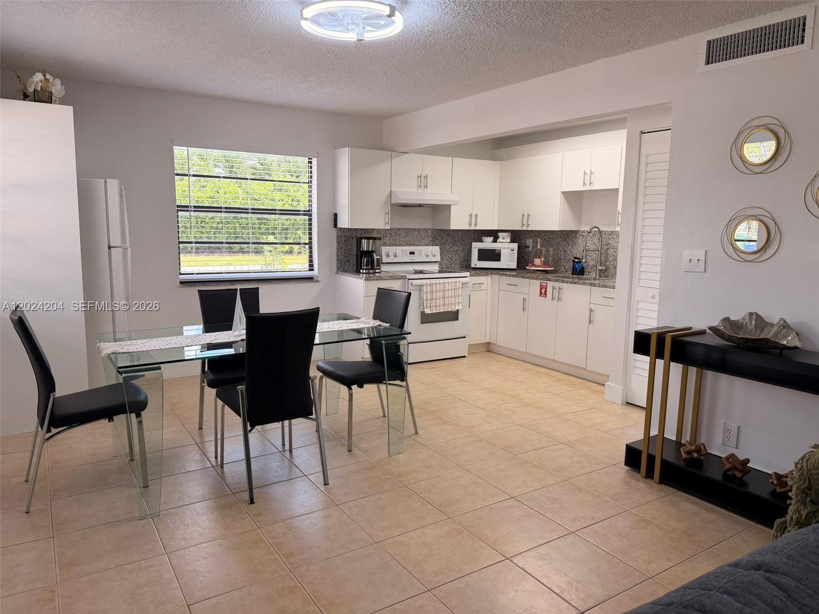   /  3561 sq. ft. $ 2026-05-22 0 Photo