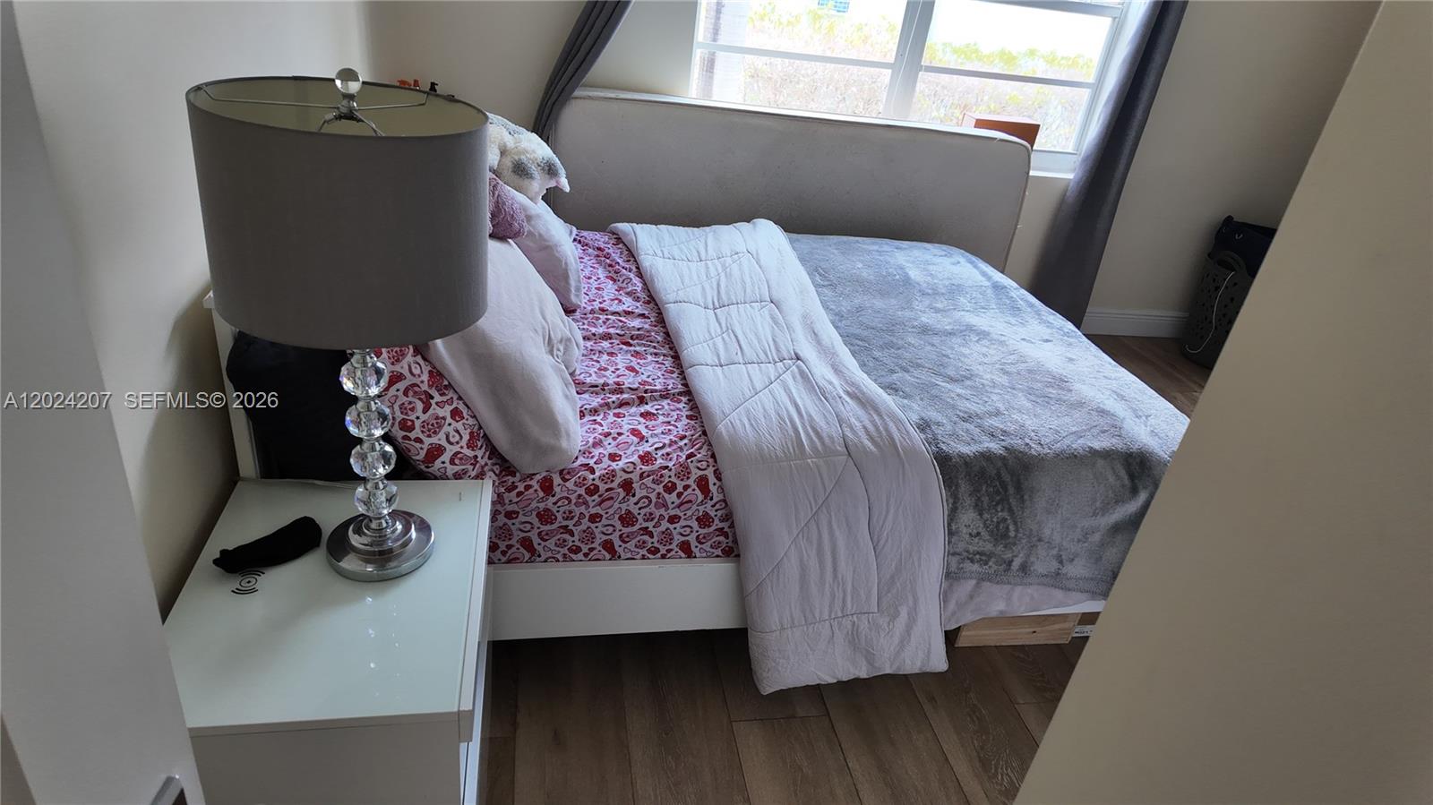 Ver detalles 6 1 / 1 582 sq. ft. $ 2026-05-22 0 foto