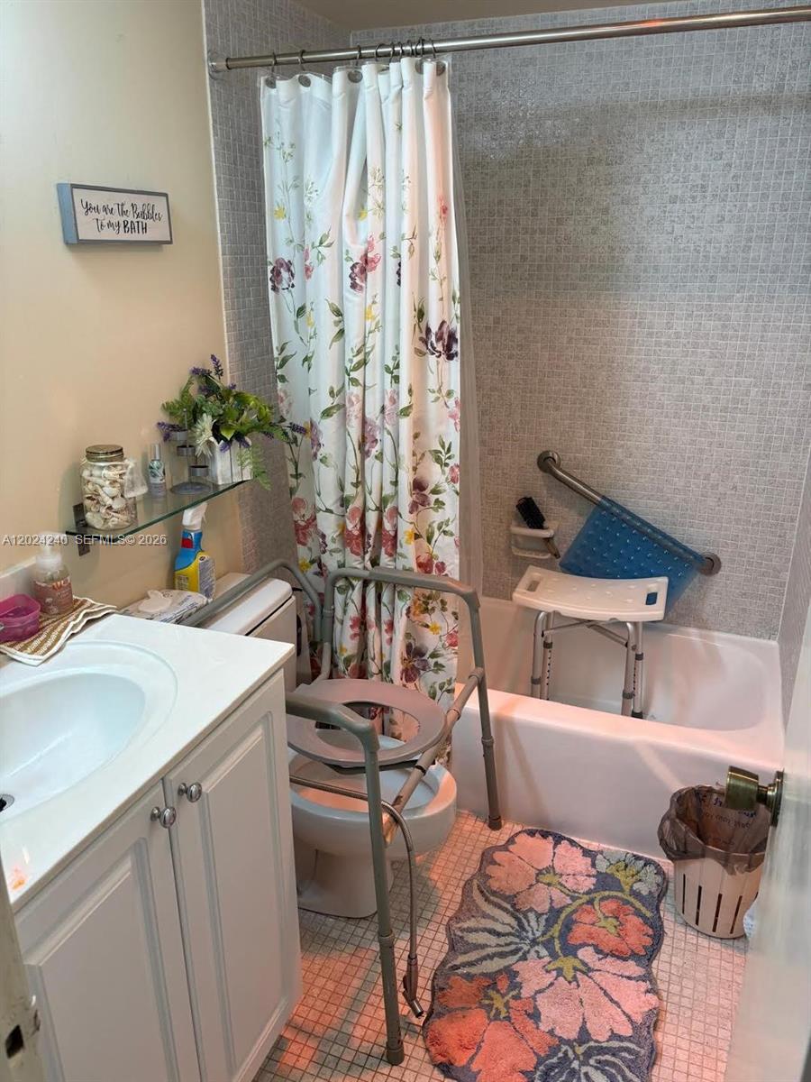 3B 1 / 2 870 sq. ft. $ 2026-05-23 0 Photo