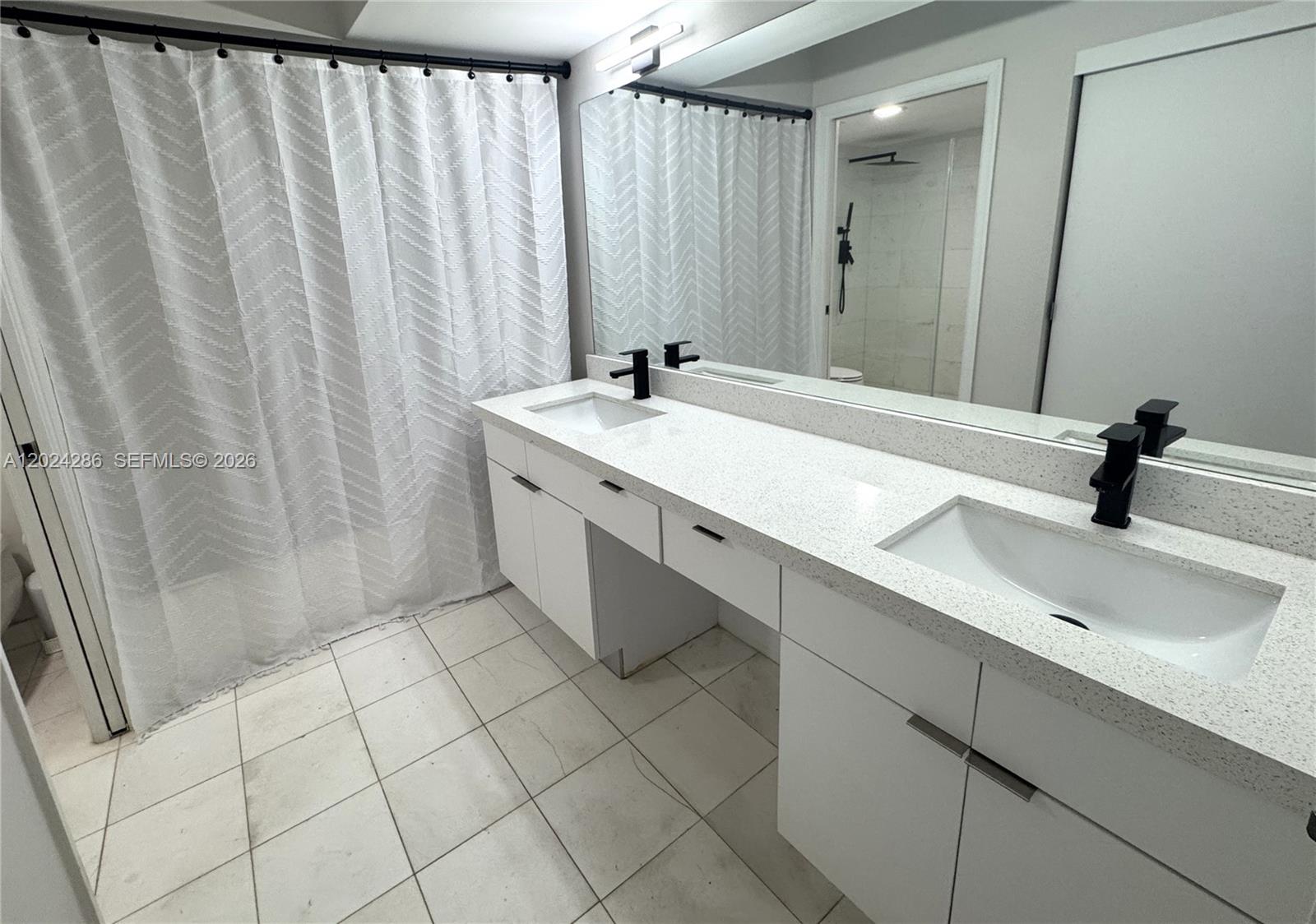 Photo of 3530 Mystic Pointe Dr  #1907, Aventura, Florida, 33180 - 