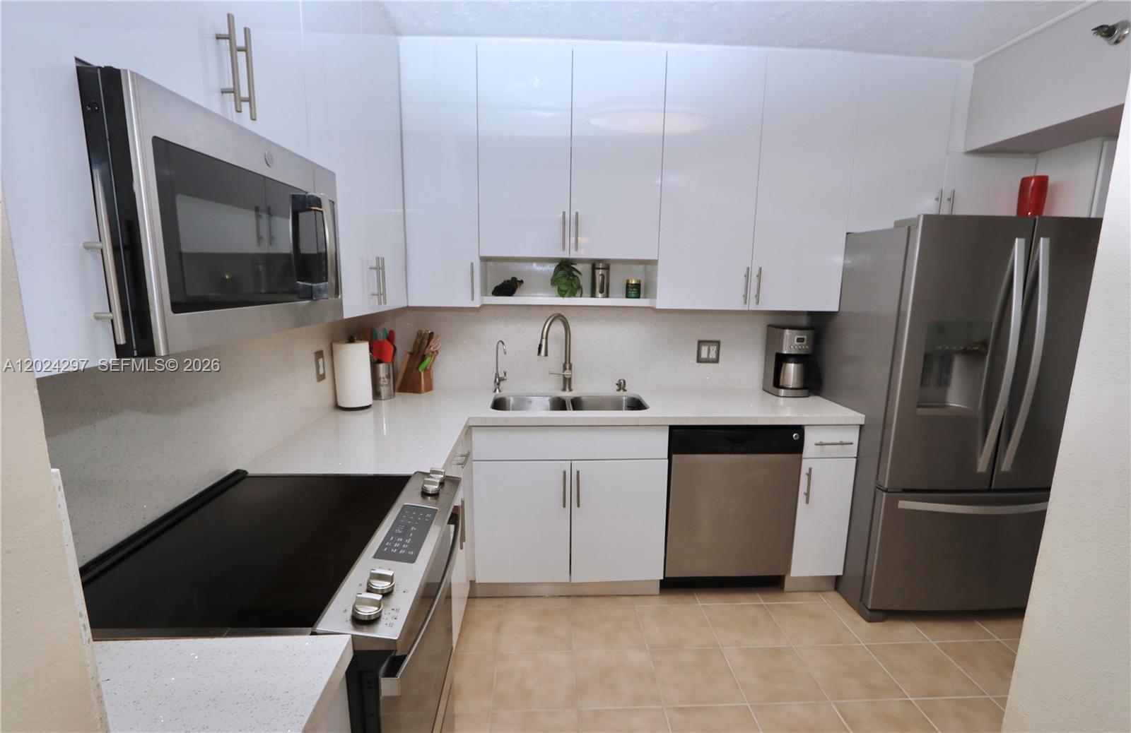 1010 2 / 2 1164 sq. ft. $ 2026-05-23 0 foto