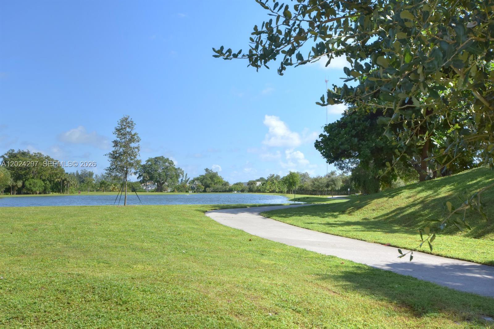 1010 2 / 2 1164 sq. ft. $ 2026-05-23 0 foto