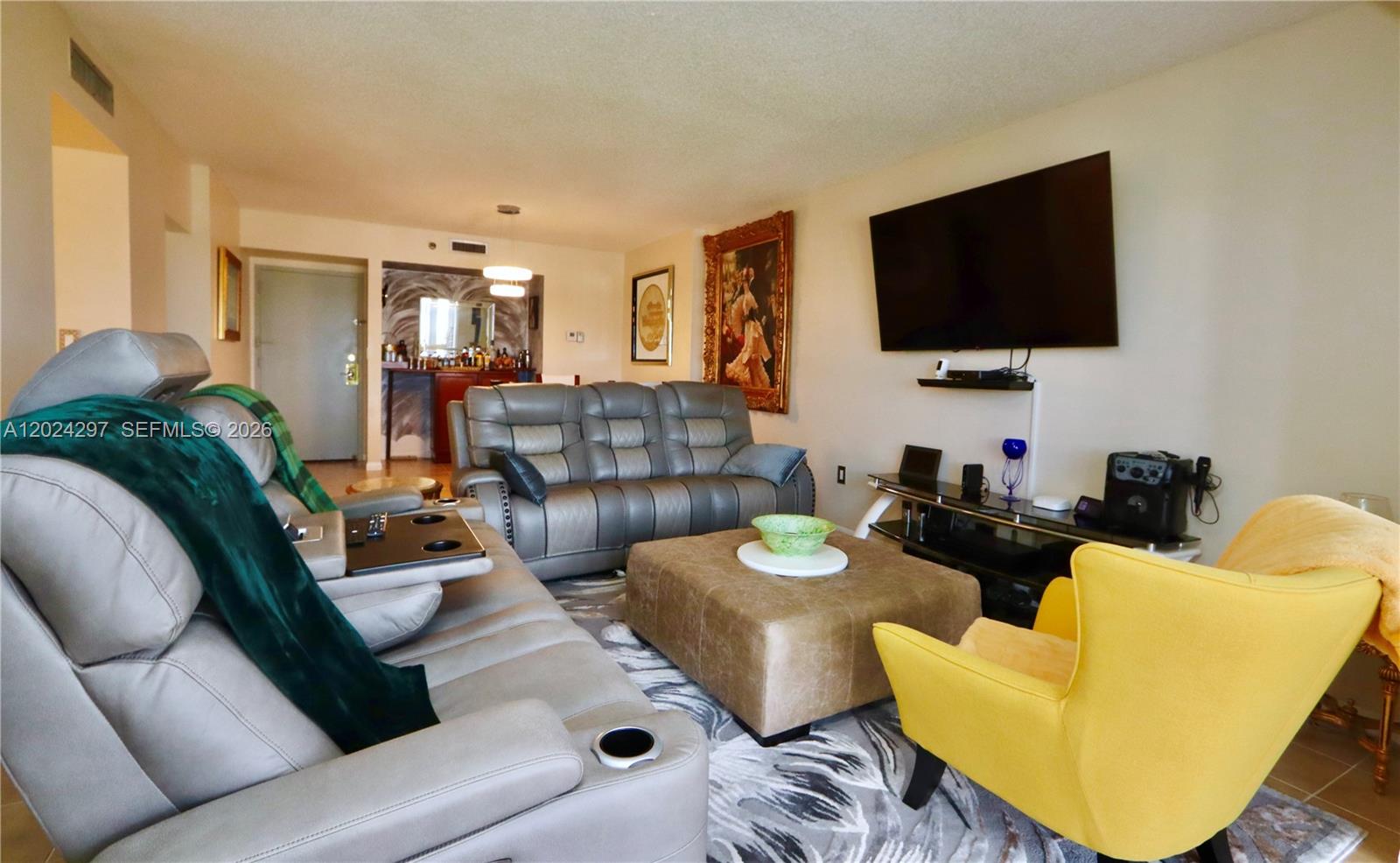 1010 2 / 2 1164 sq. ft. $ 2026-05-23 0 foto
