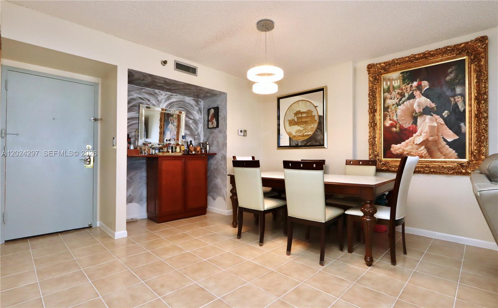 1010 2 / 2 1164 sq. ft. $ 2026-05-23 0 foto