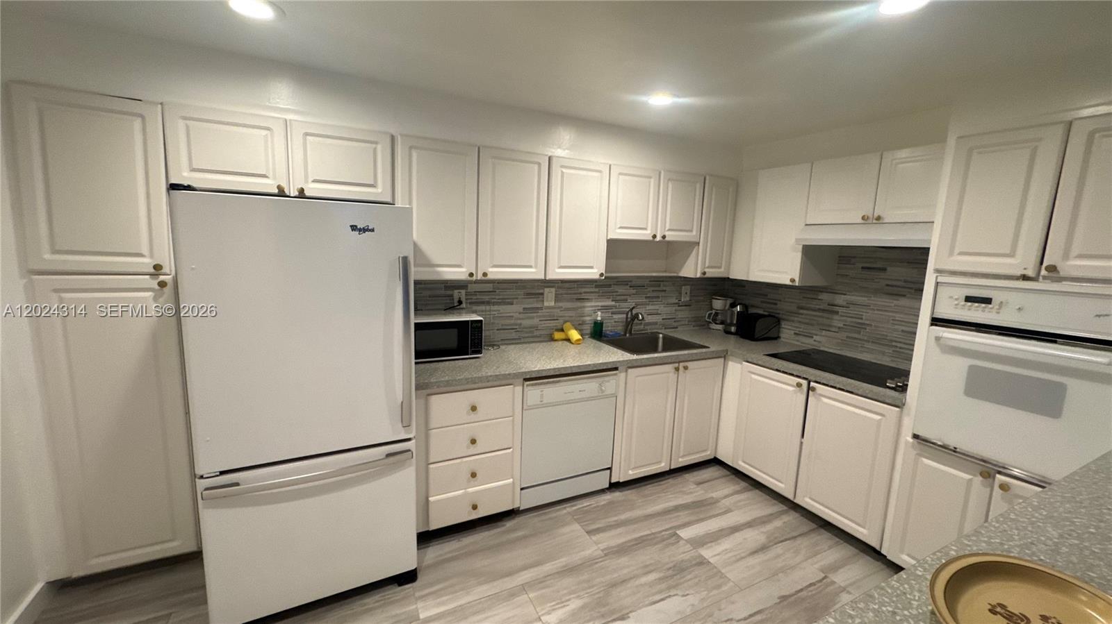 Photo of 19370 Collins Ave #520, Sunny Isles Beach, Florida, 33160 -