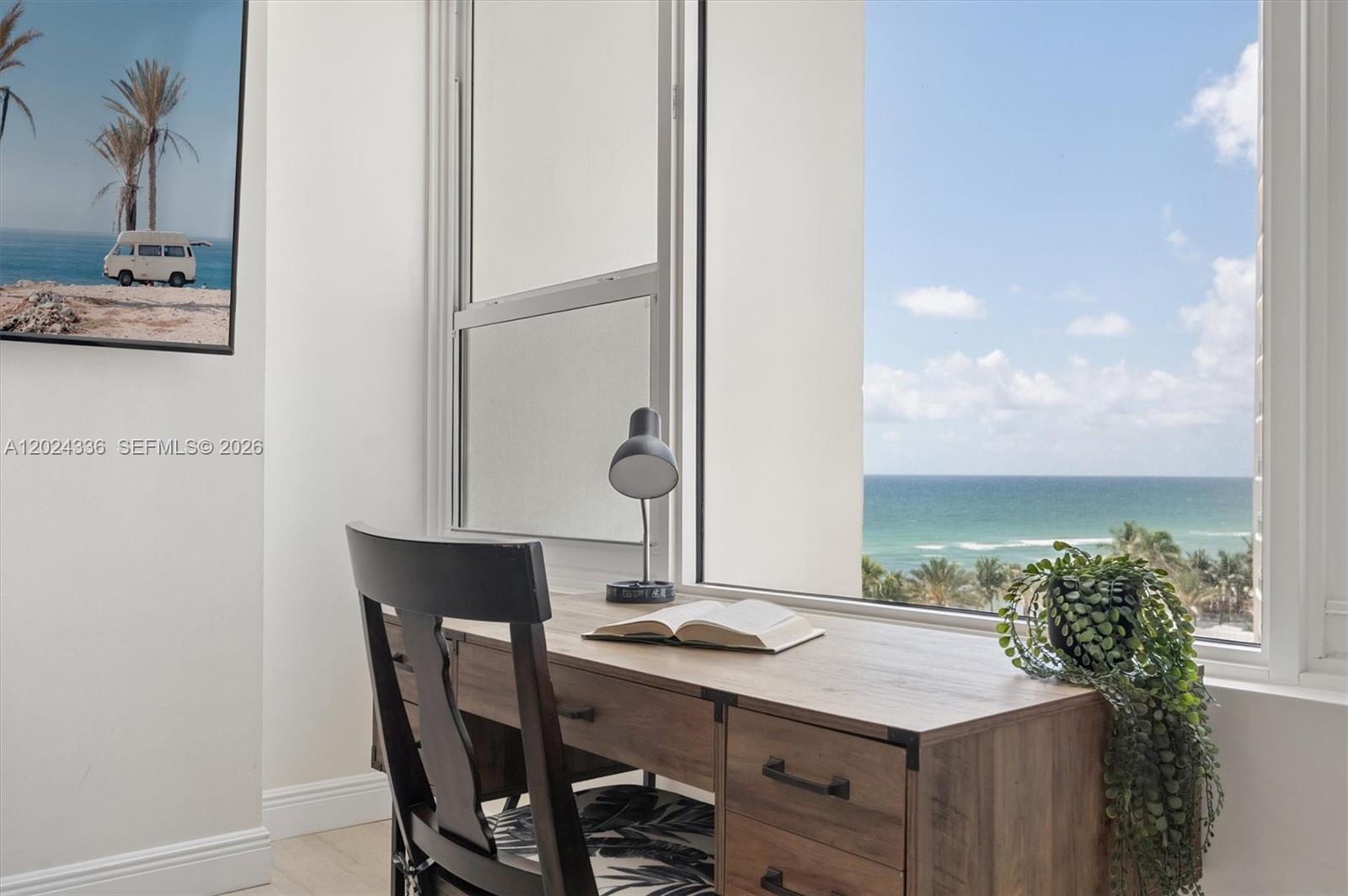 Photo of 3505 Ocean Dr  #817, Hollywood, Florida, 33019 - 