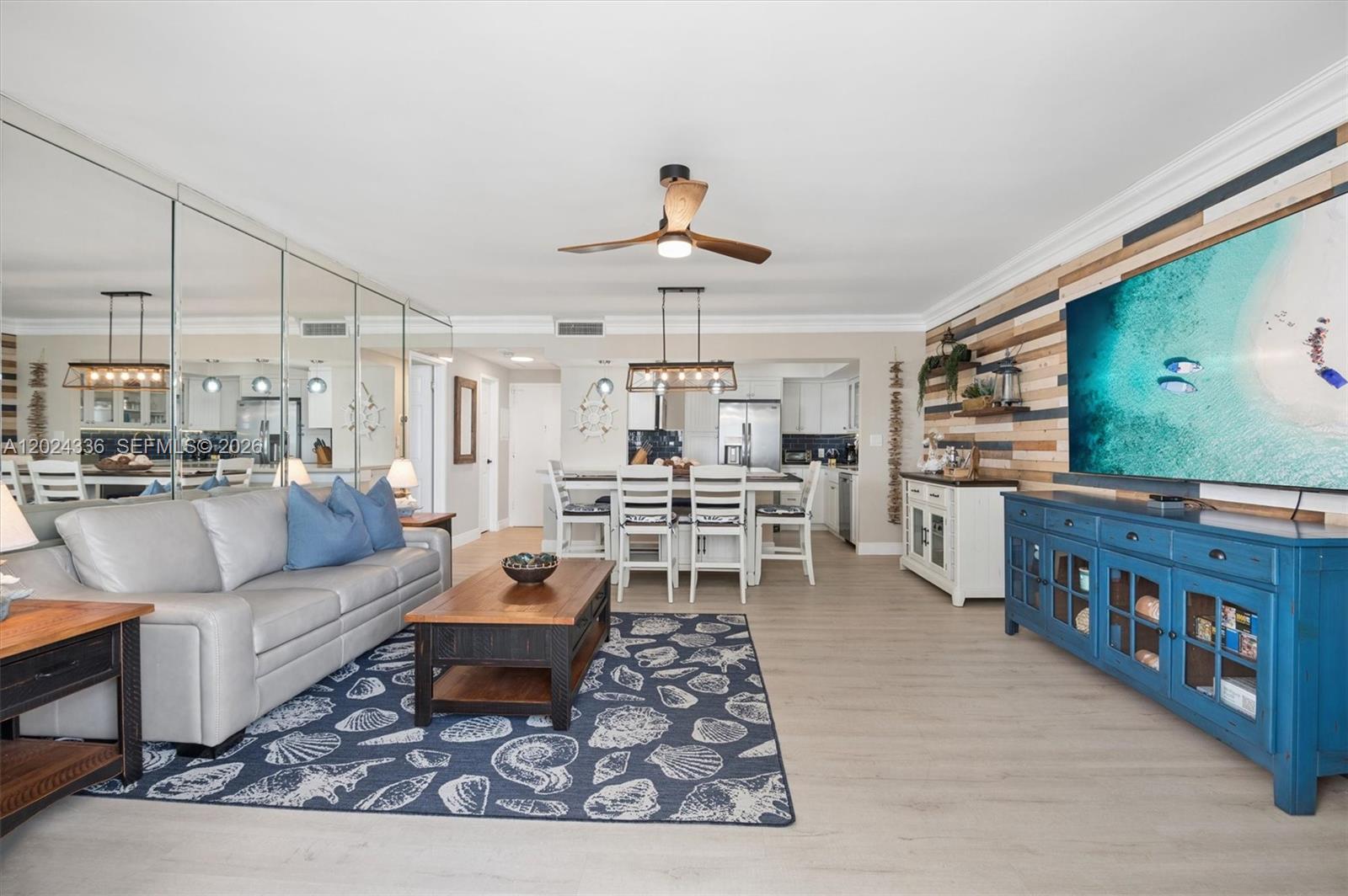 Photo of 3505 Ocean Dr  #817, Hollywood, Florida, 33019 - 