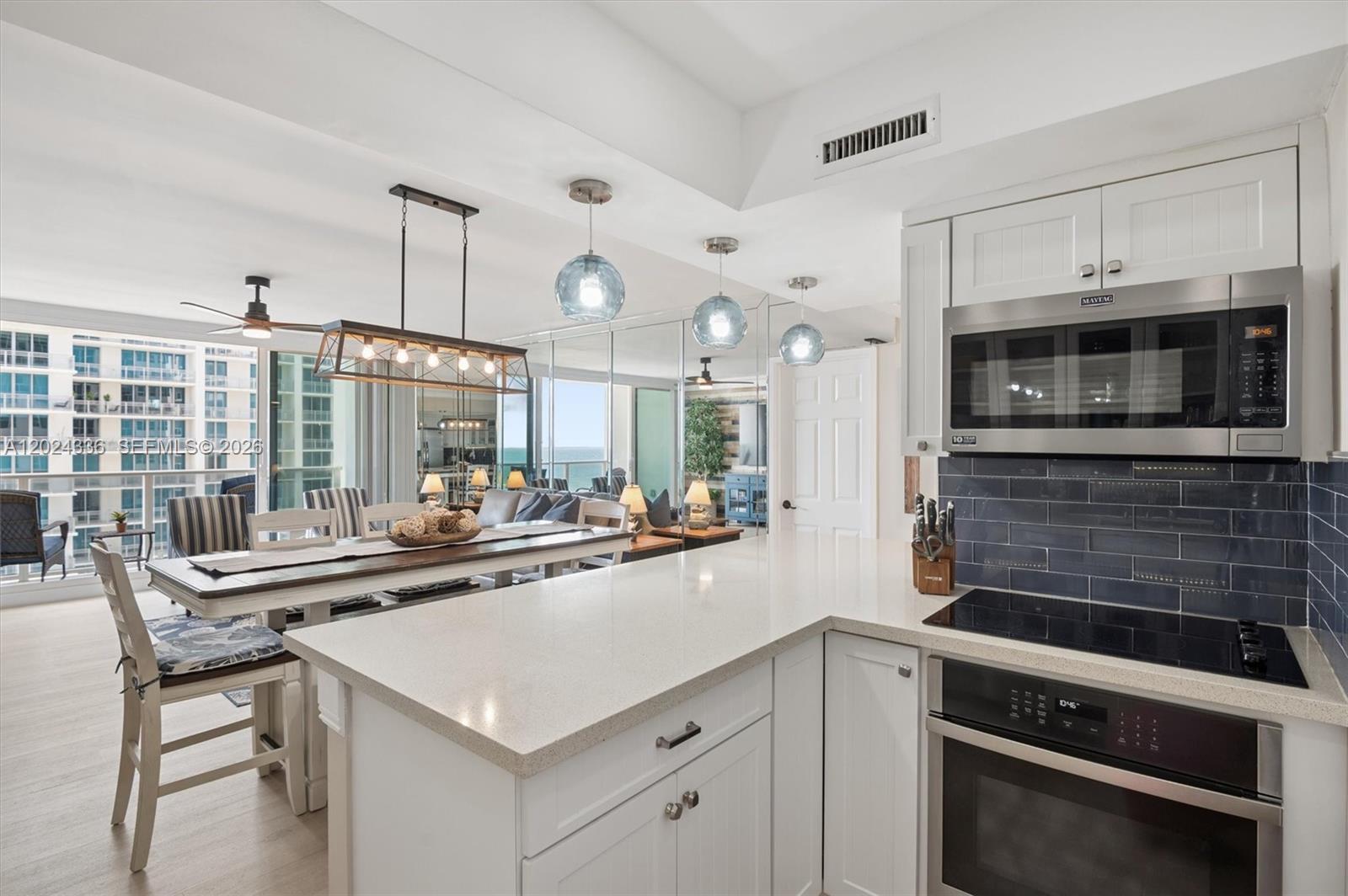 Photo of 3505 Ocean Dr  #817, Hollywood, Florida, 33019 - 