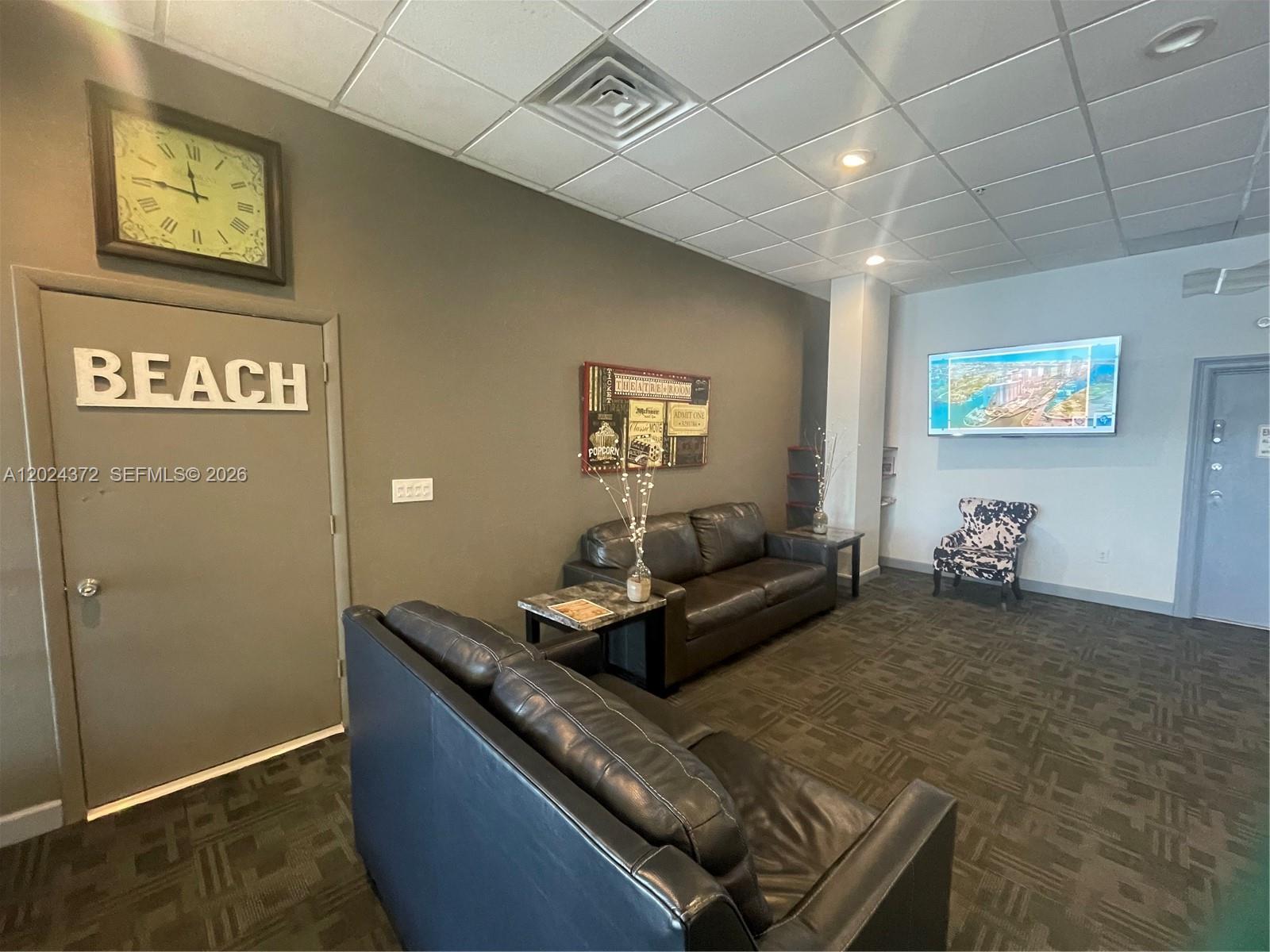 Photo of 400 Kings Point Dr  #829, Sunny Isles Beach, Florida, 33160 - Social Room - Lobby Level