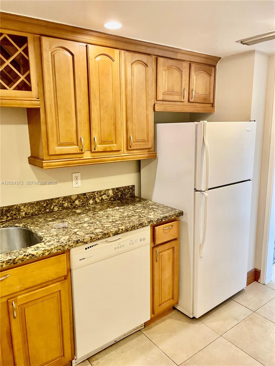 Photo of 400 Kings Point Dr  #829, Sunny Isles Beach, Florida, 33160 - 