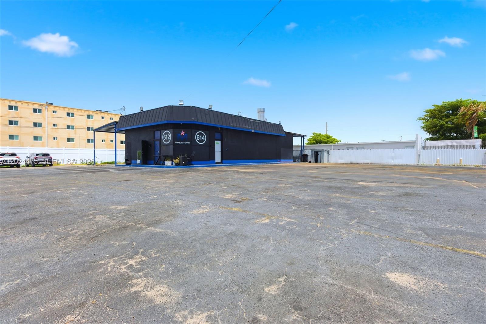 See details / sq. ft. $ 2026-05-23 0 Photo