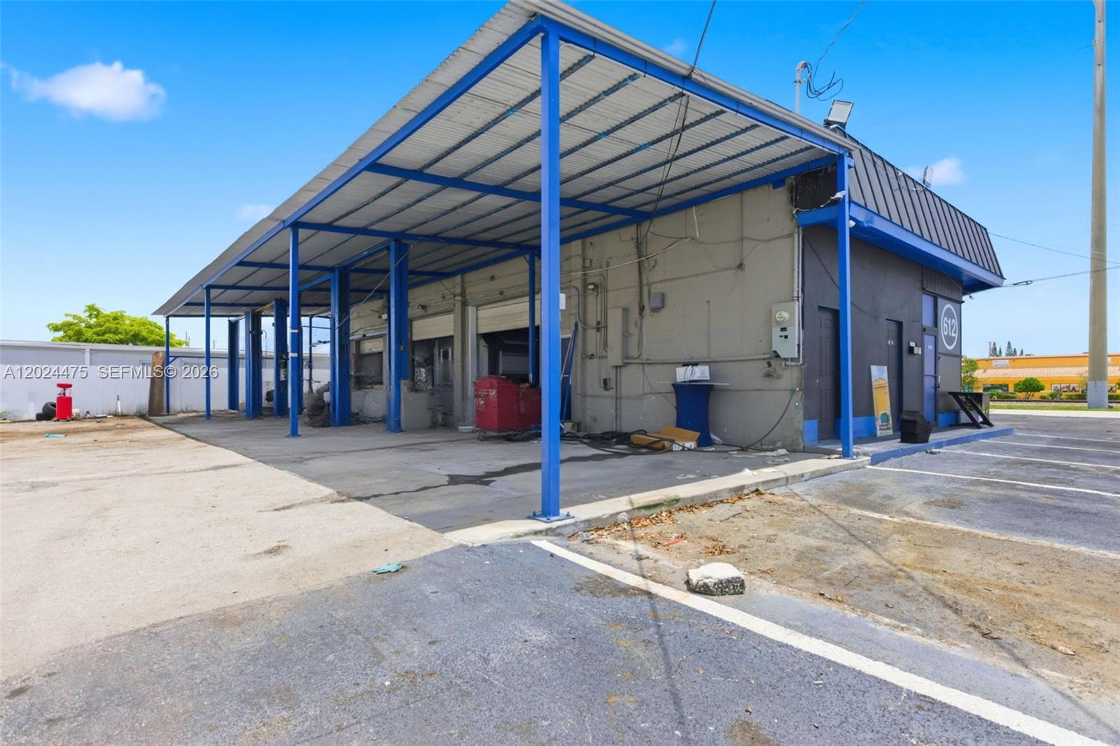 See details / sq. ft. $ 2026-05-23 0 Photo