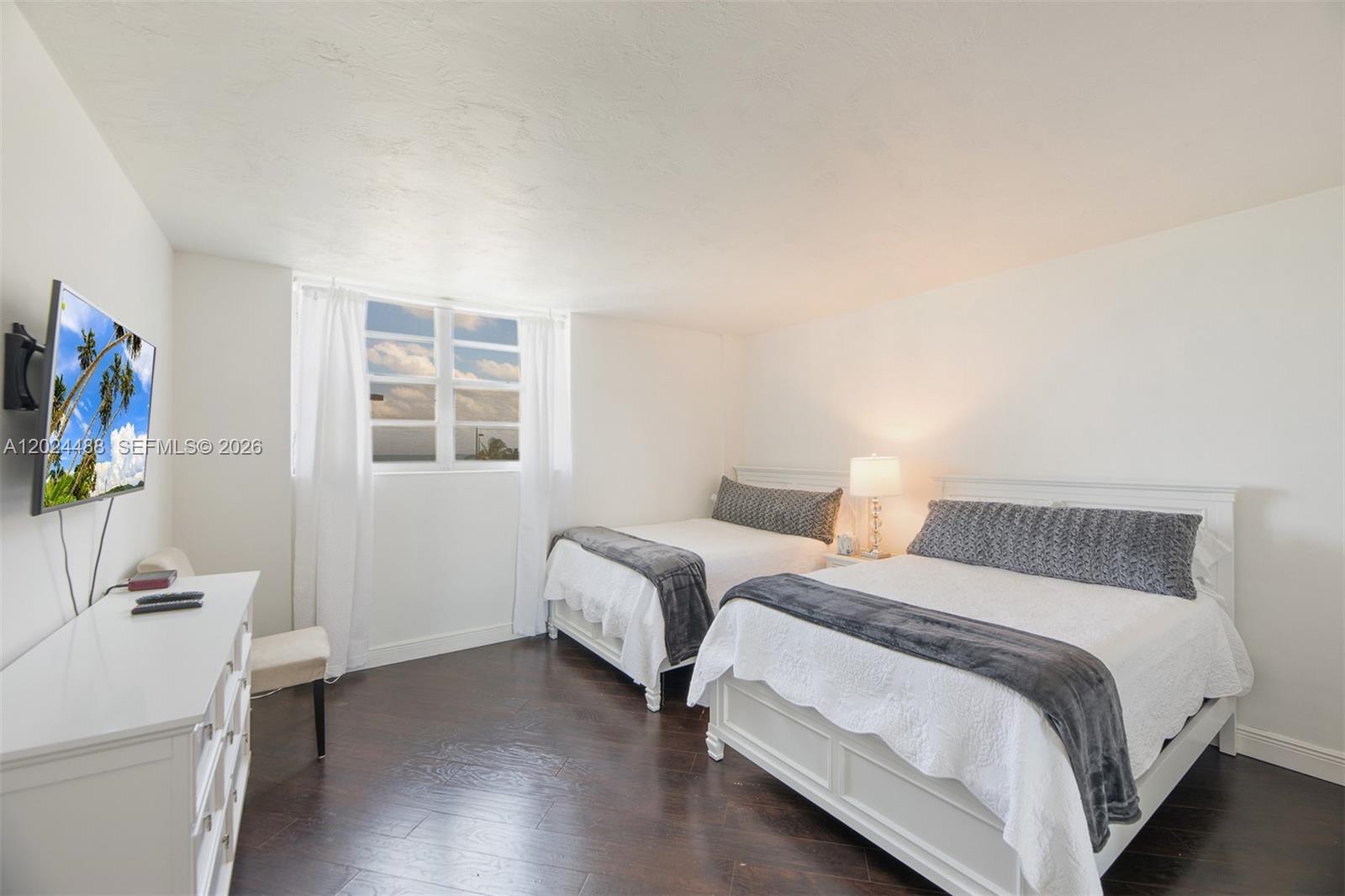Photo of 3801 Ocean Drive #5L, Hollywood, Florida, 33019 -