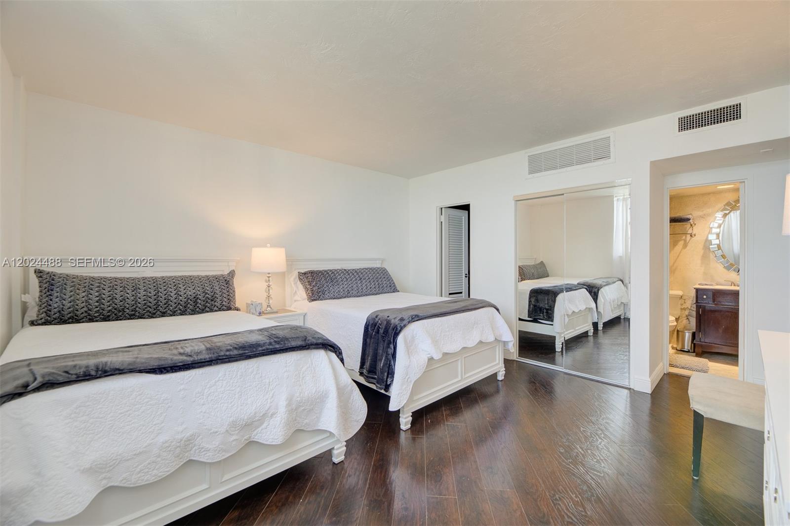 Photo of 3801 Ocean Drive #5L, Hollywood, Florida, 33019 -