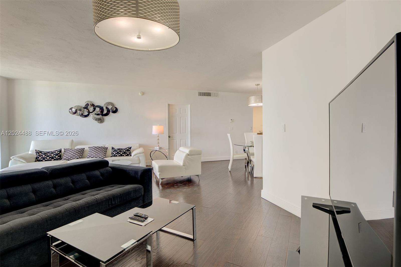 Photo of 3801 Ocean Drive #5L, Hollywood, Florida, 33019 -