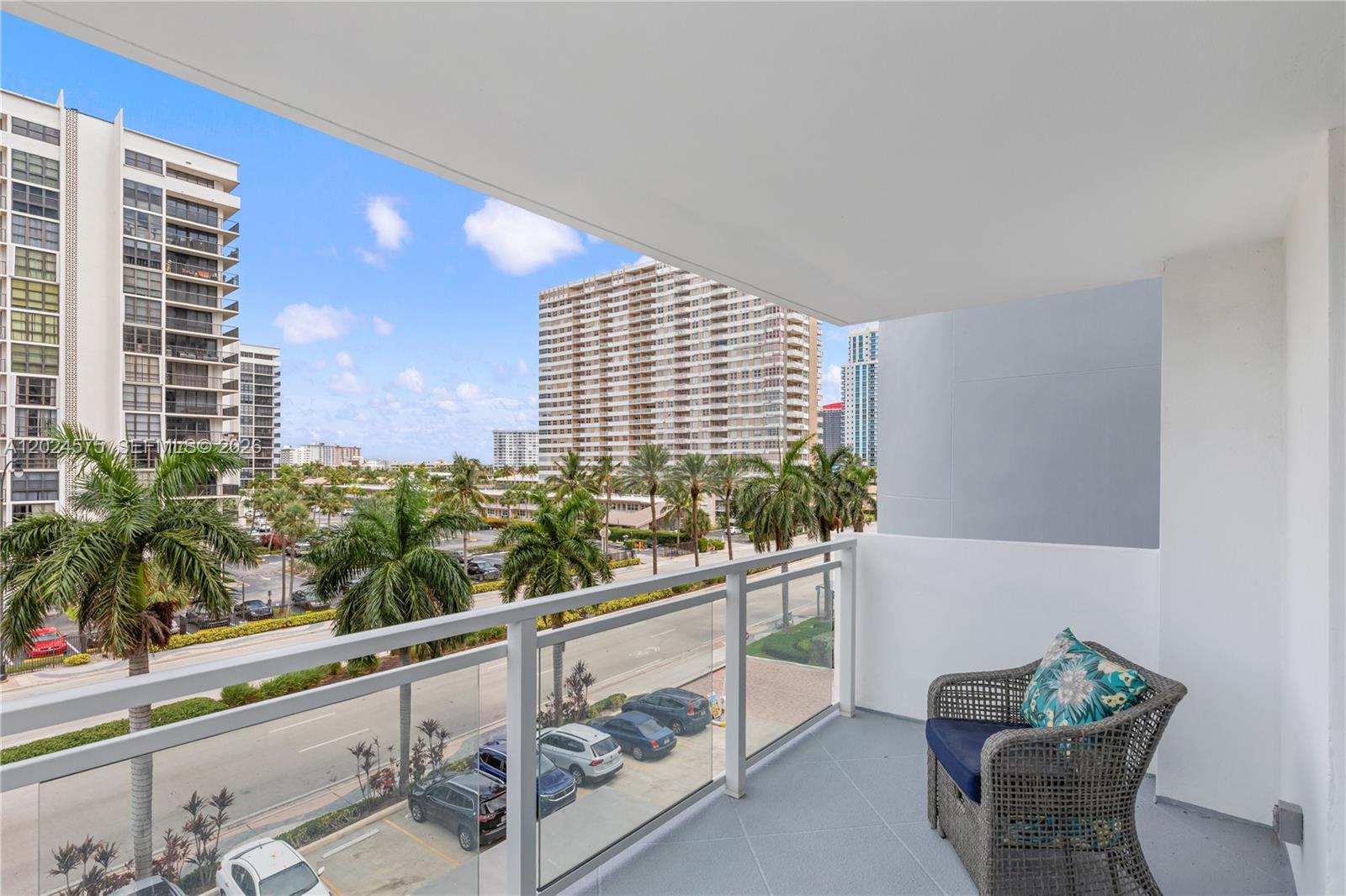 Photo of 2030 Ocean Dr #307, Hallandale Beach, Florida, 33009 -