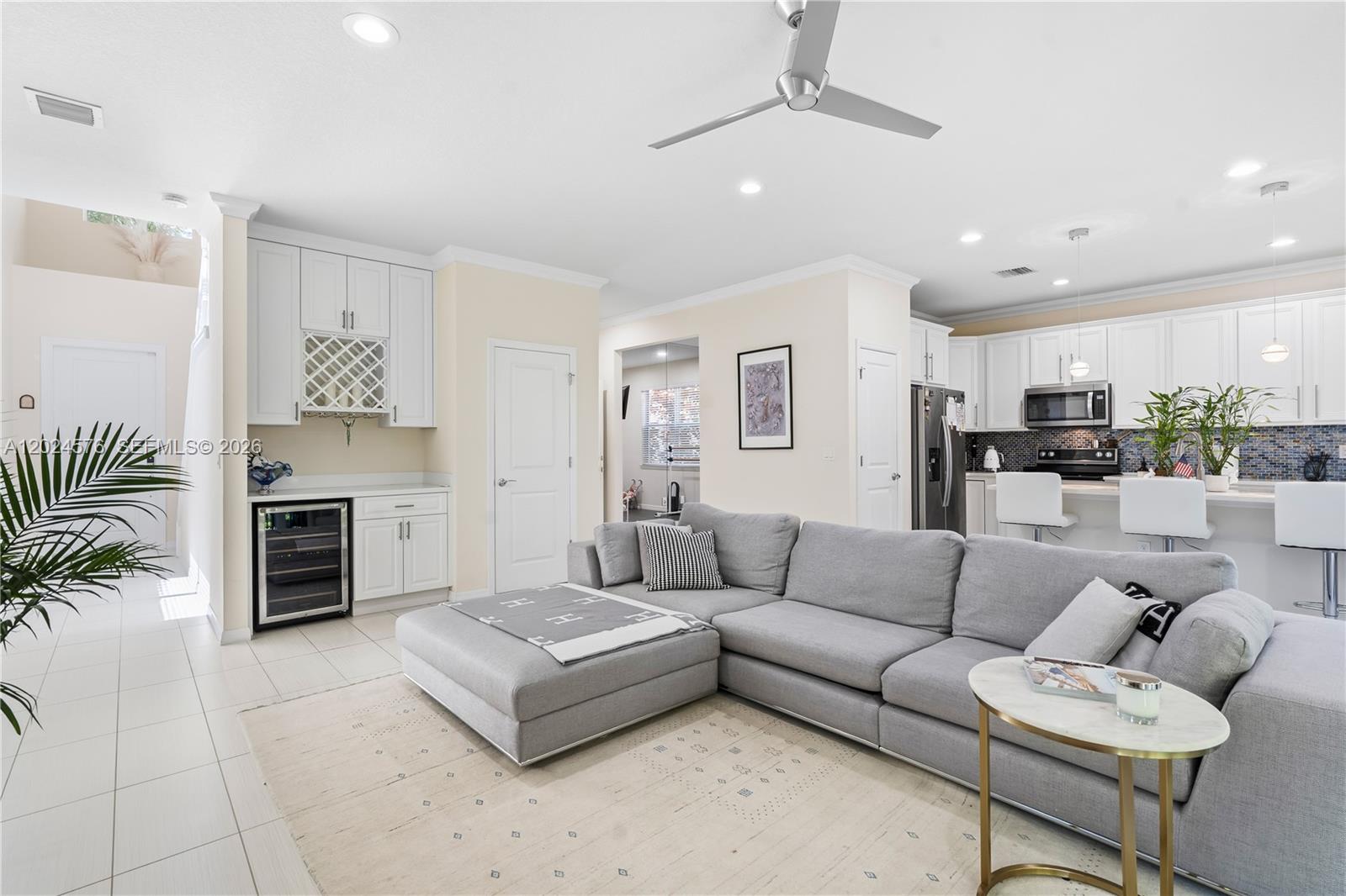 4325 3 / 3 2423 sq. ft. $ 2026-05-24 0 Photo