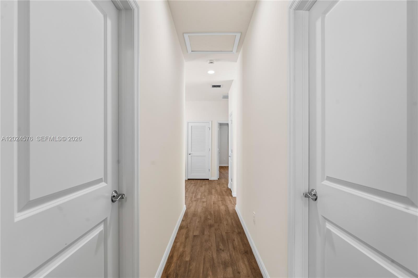 4325 3 / 3 2423 sq. ft. $ 2026-05-24 0 Photo