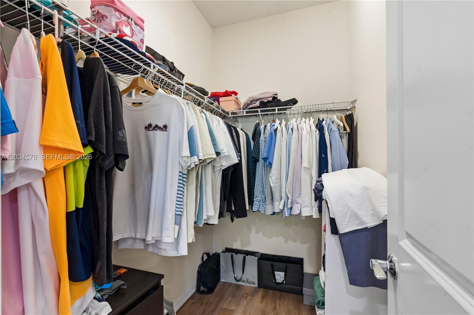 4325 3 / 3 2423 sq. ft. $ 2026-05-24 0 Photo