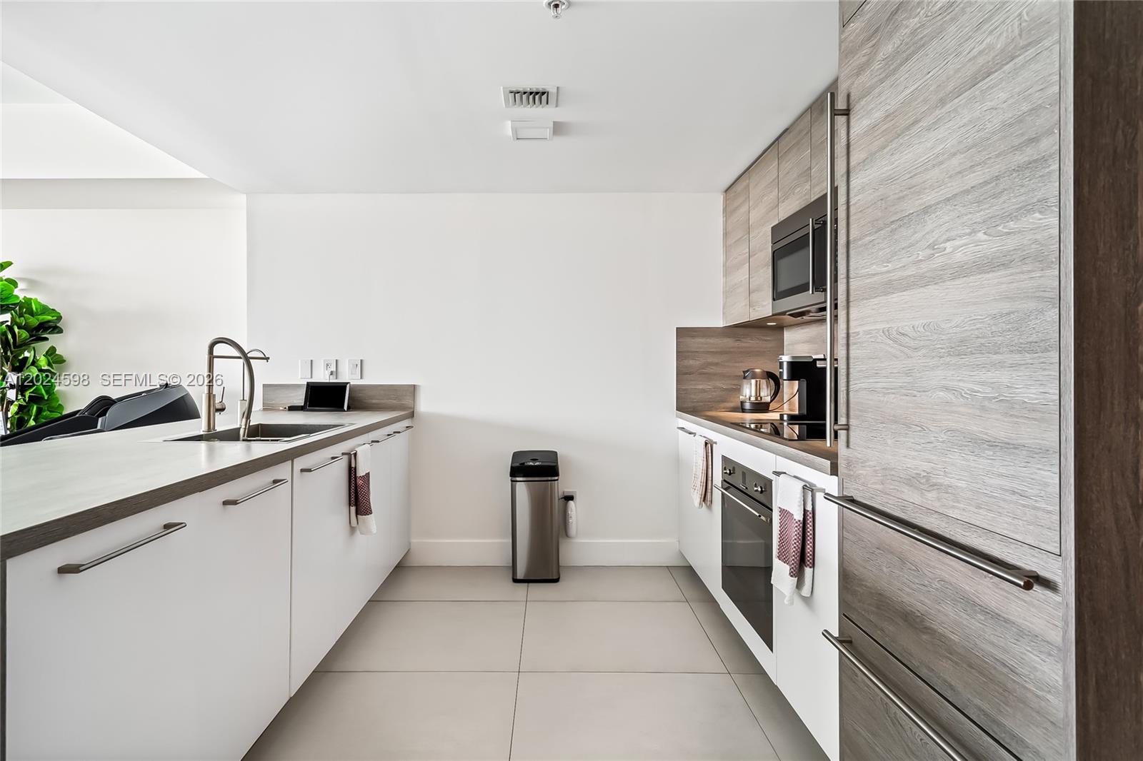 Photo of 400 Sunny Isles Blvd  #1202, Sunny Isles Beach, Florida, 33160 - 