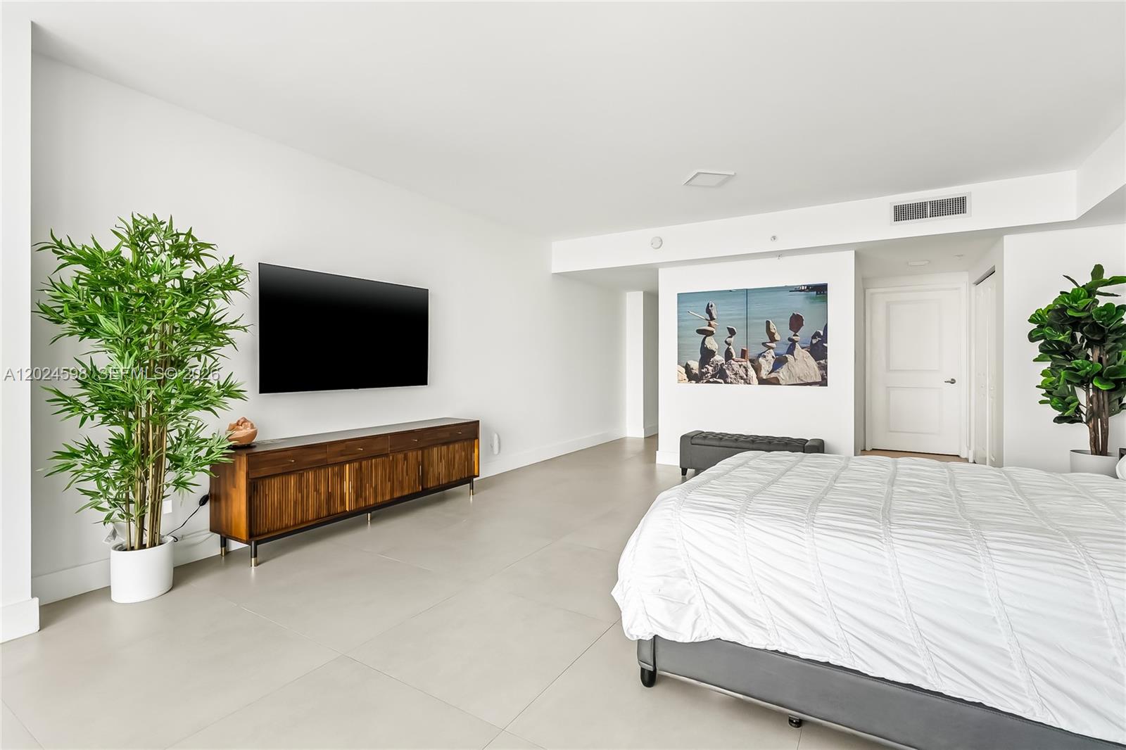 Photo of 400 Sunny Isles Blvd  #1202, Sunny Isles Beach, Florida, 33160 - 