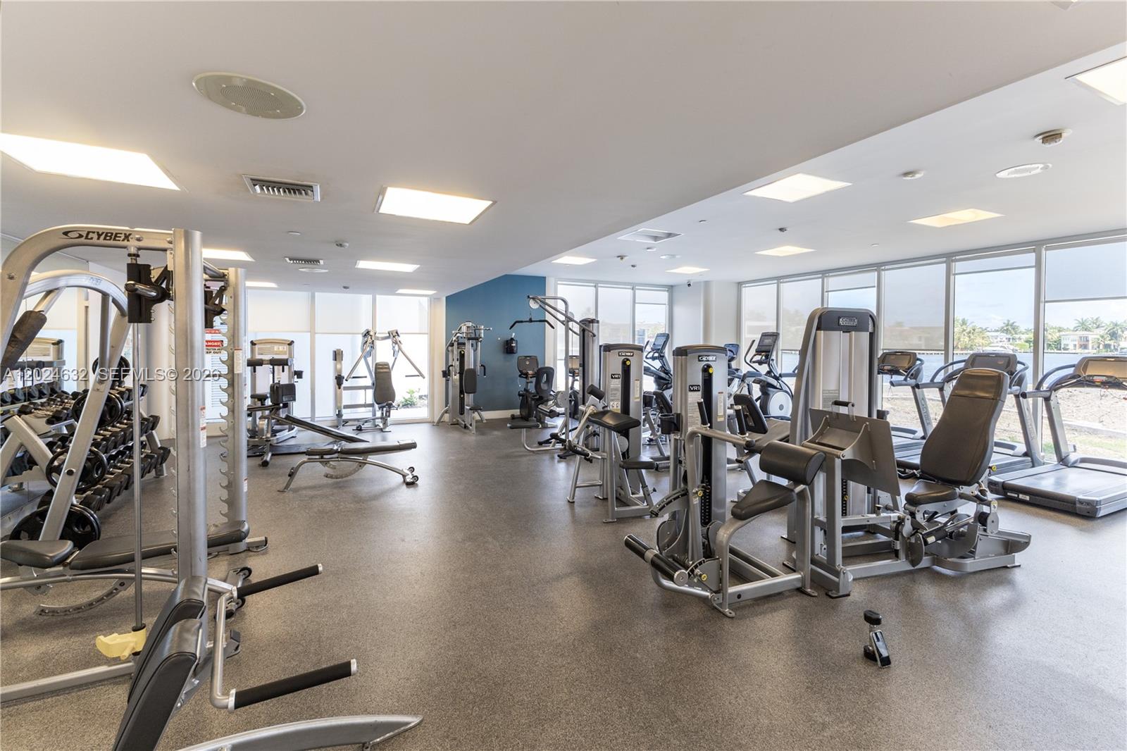 Photo of 20281 Country Club Dr  #510, Aventura, Florida, 33180 - 