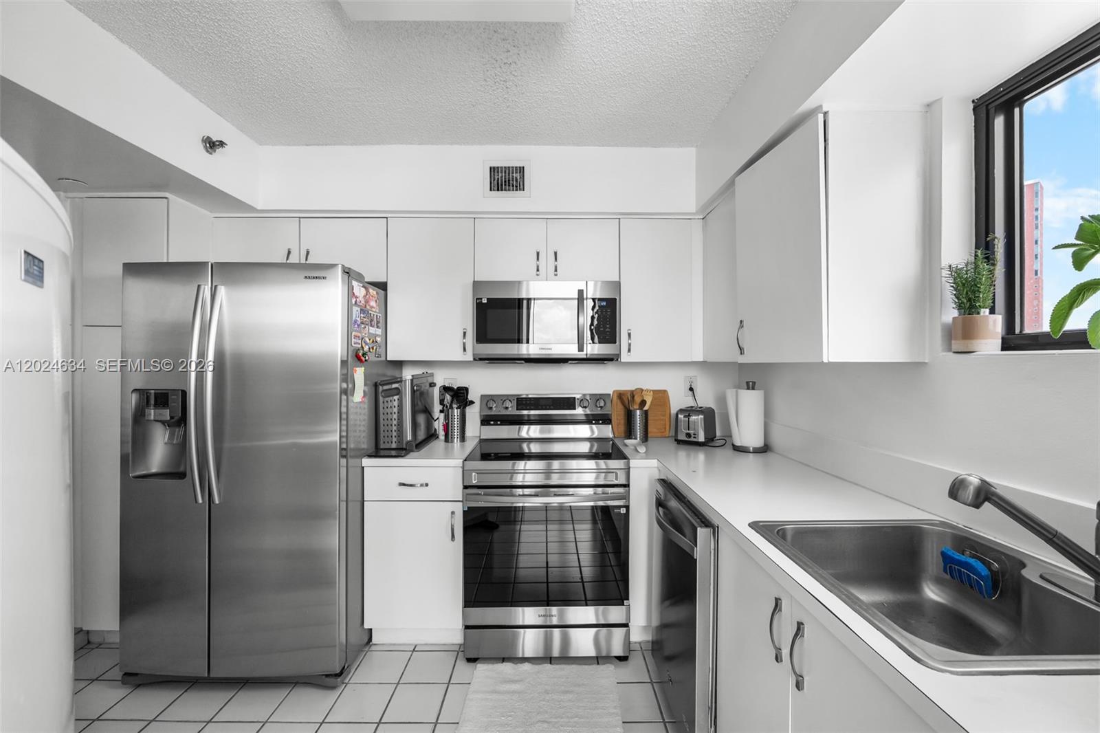 Photo of 3300 192nd St #1601, Aventura, Florida, 33180 -