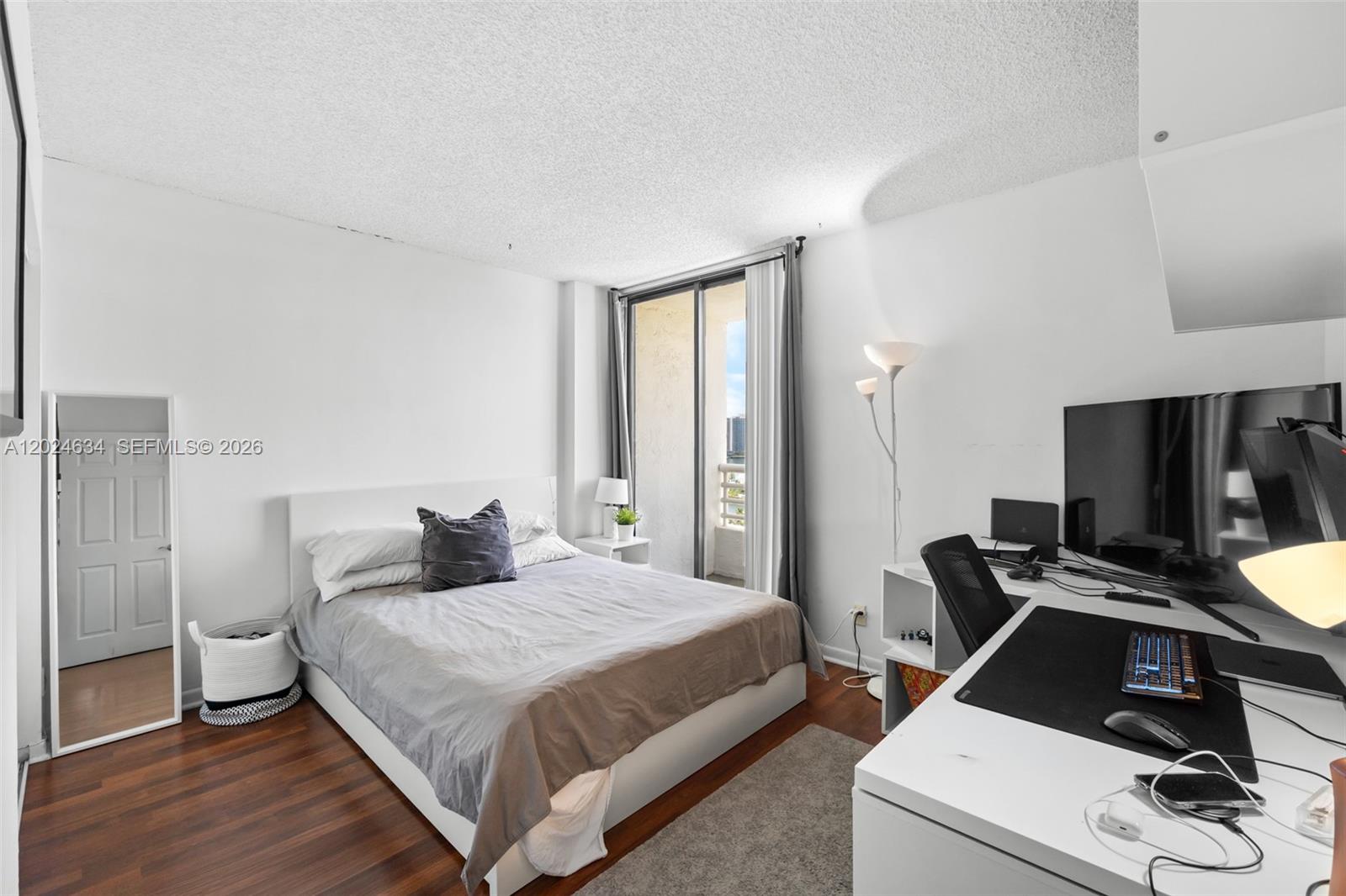 Photo of 3300 192nd St #1601, Aventura, Florida, 33180 - 2nd bedroom