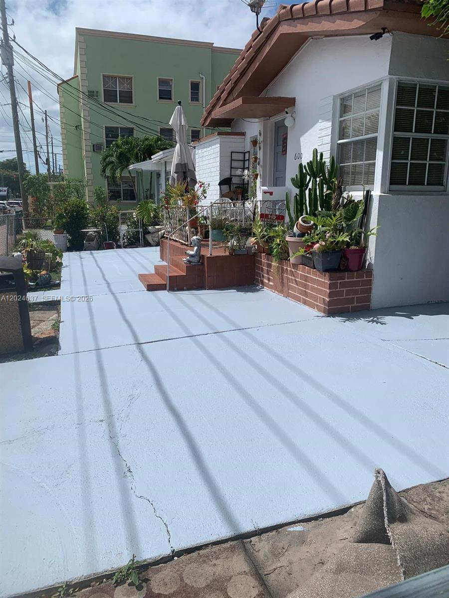 See details / 1748 sq. ft. $ 2026-05-24 0 Photo