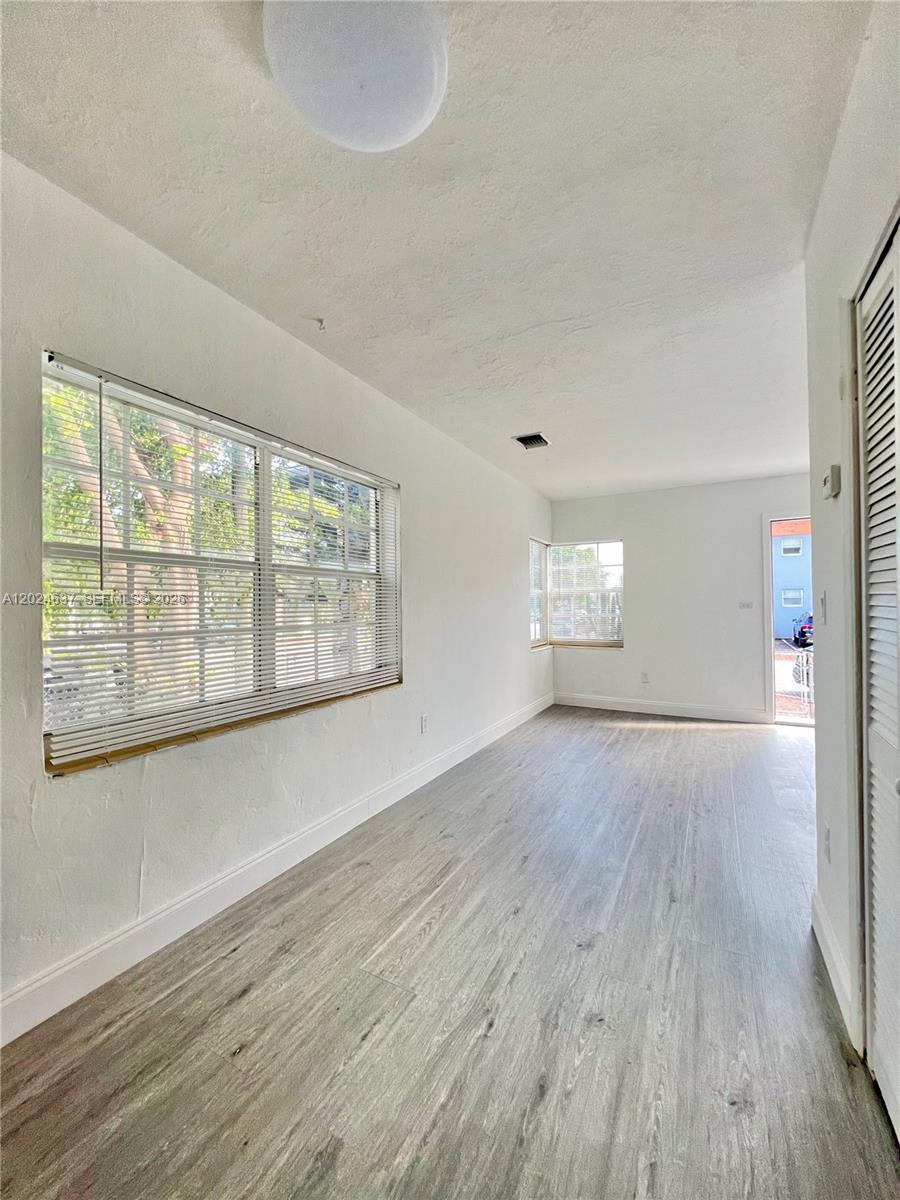 See details / 1748 sq. ft. $ 2026-05-24 0 Photo