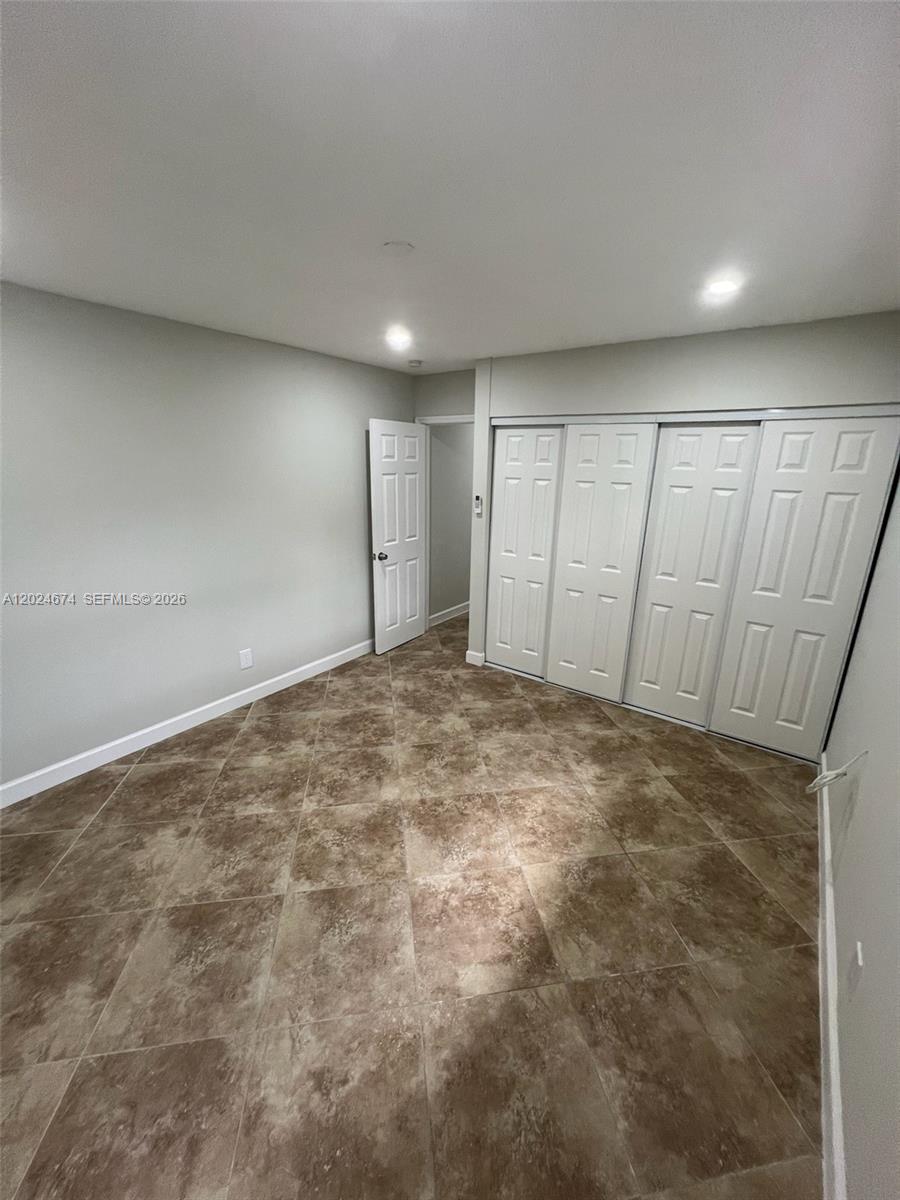   /  1737 sq. ft. $ 2026-08-28 0 foto