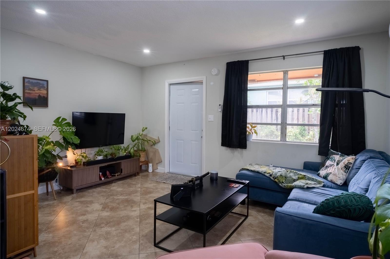   /  1737 sq. ft. $ 2026-05-25 0 Photo