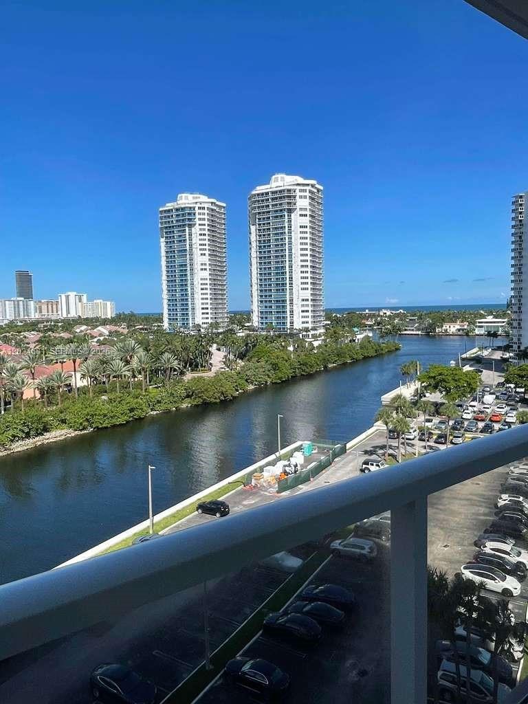 Photo of 3701 Country Club Dr  #902, Aventura, Florida, 33180 - 