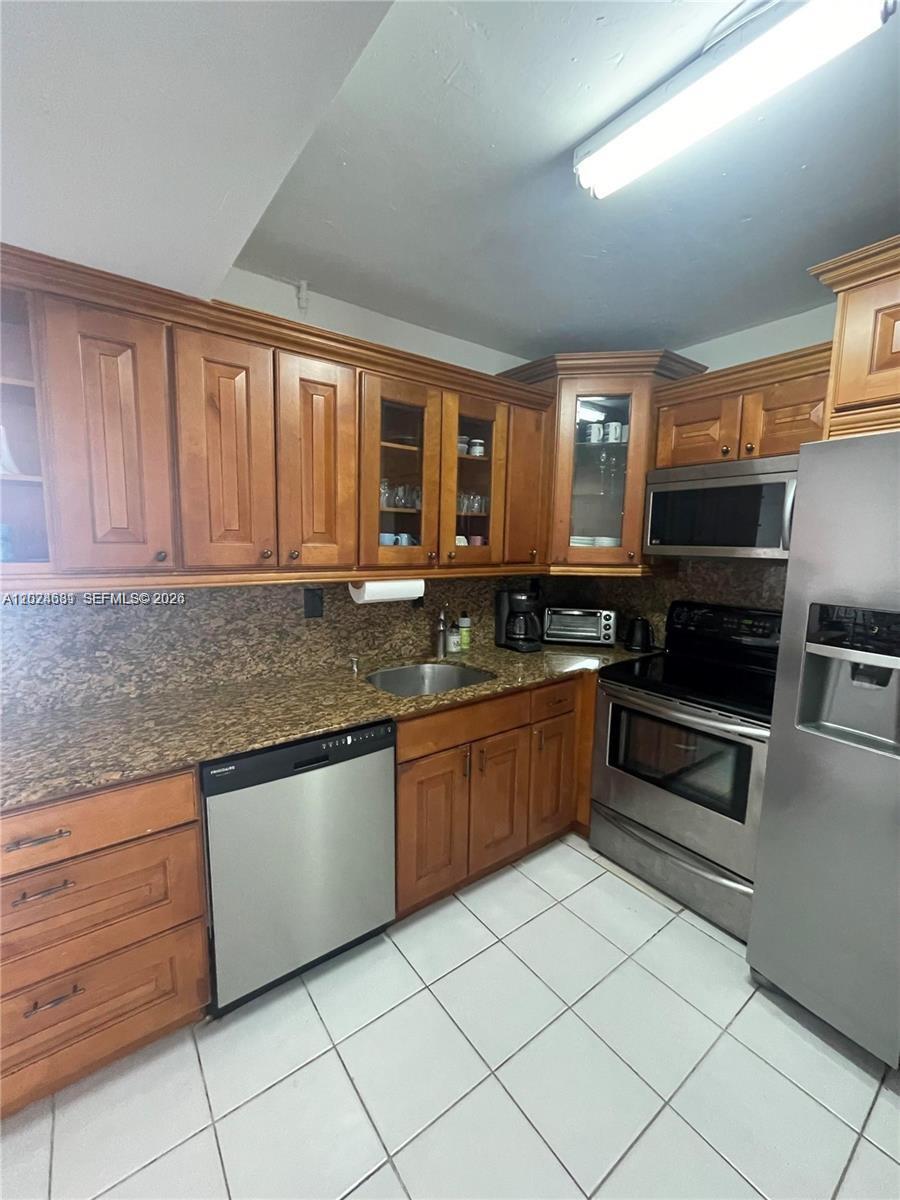 Photo of 3701 Country Club Dr  #902, Aventura, Florida, 33180 - 