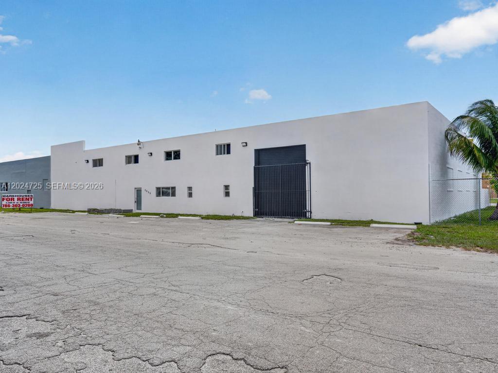 See details / sq. ft. $ 2026-05-25 0 Photo