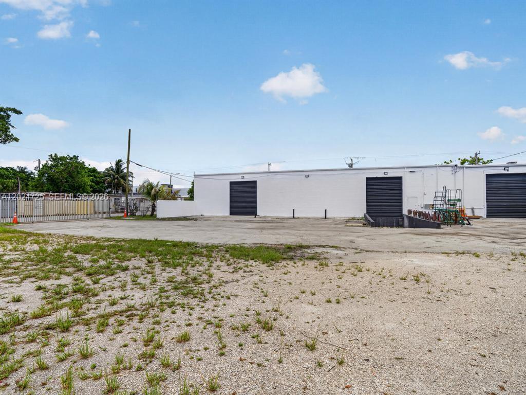 See details / sq. ft. $ 2026-05-25 0 Photo