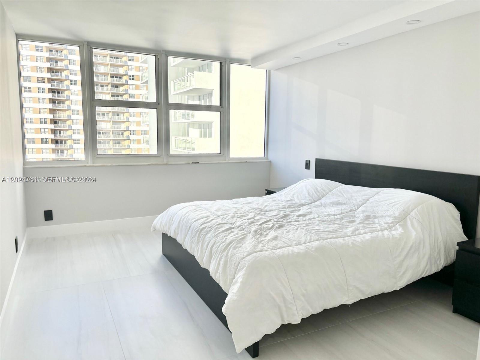 Photo of 2030 Ocean Dr  #806, Hallandale Beach, Florida, 33009 - 