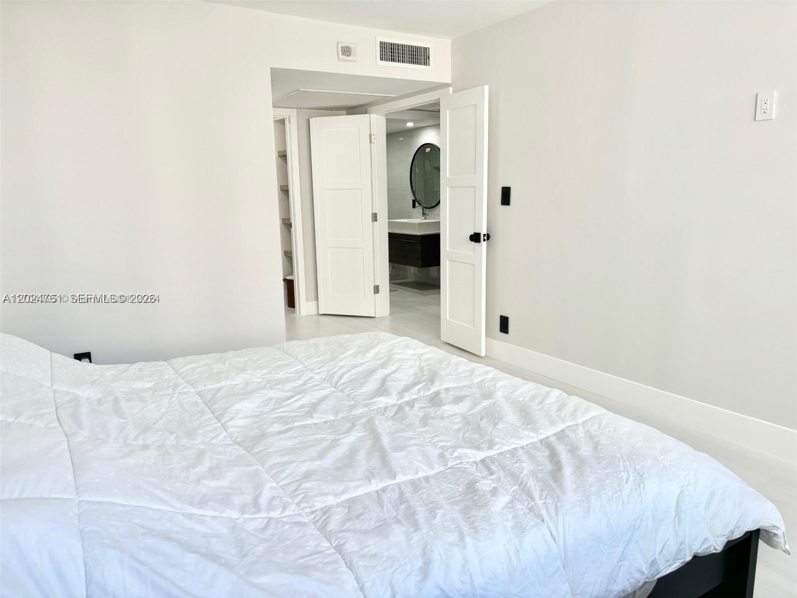 Photo of 2030 Ocean Dr  #806, Hallandale Beach, Florida, 33009 - 