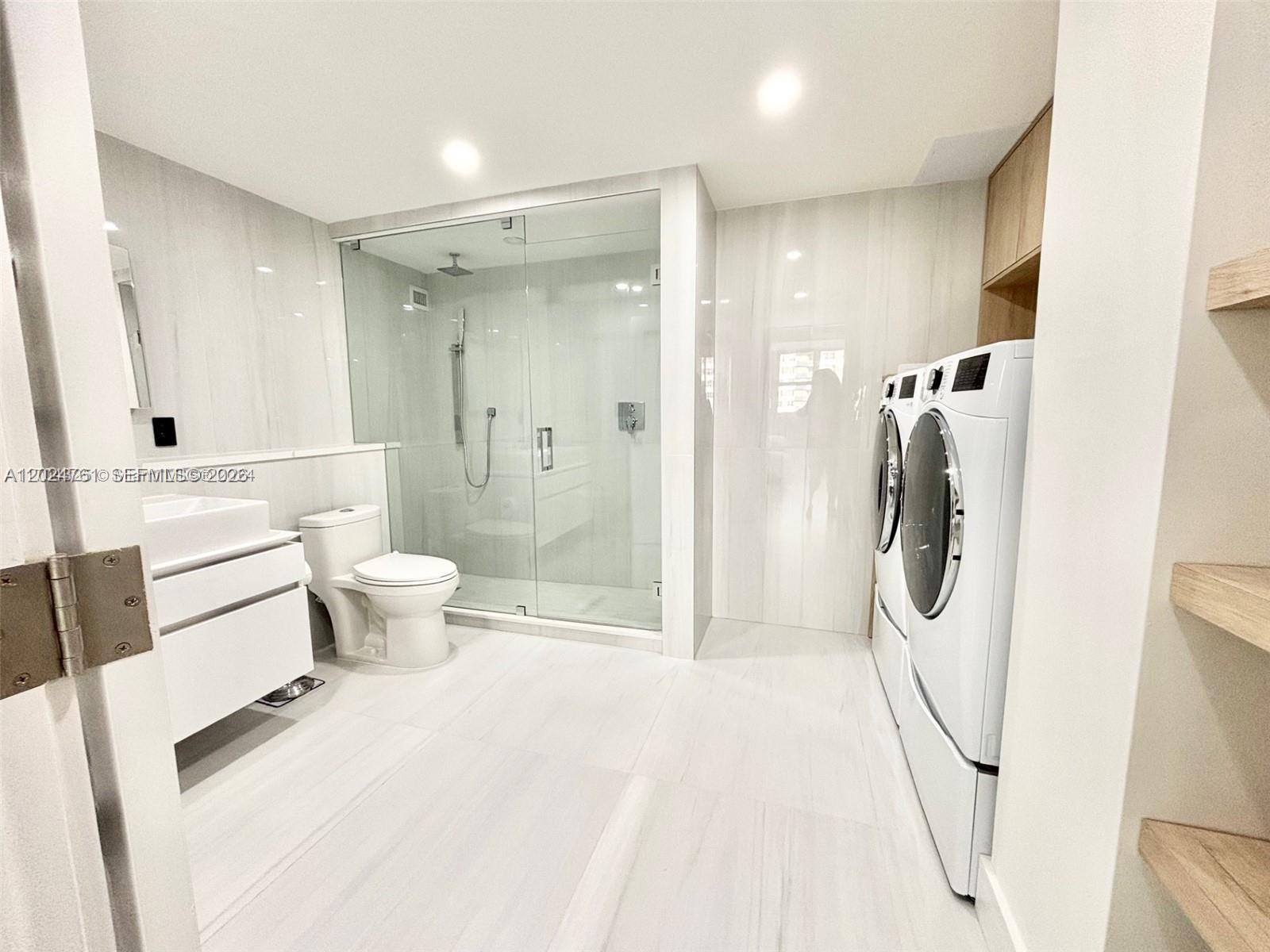 Photo of 2030 Ocean Dr  #806, Hallandale Beach, Florida, 33009 - 