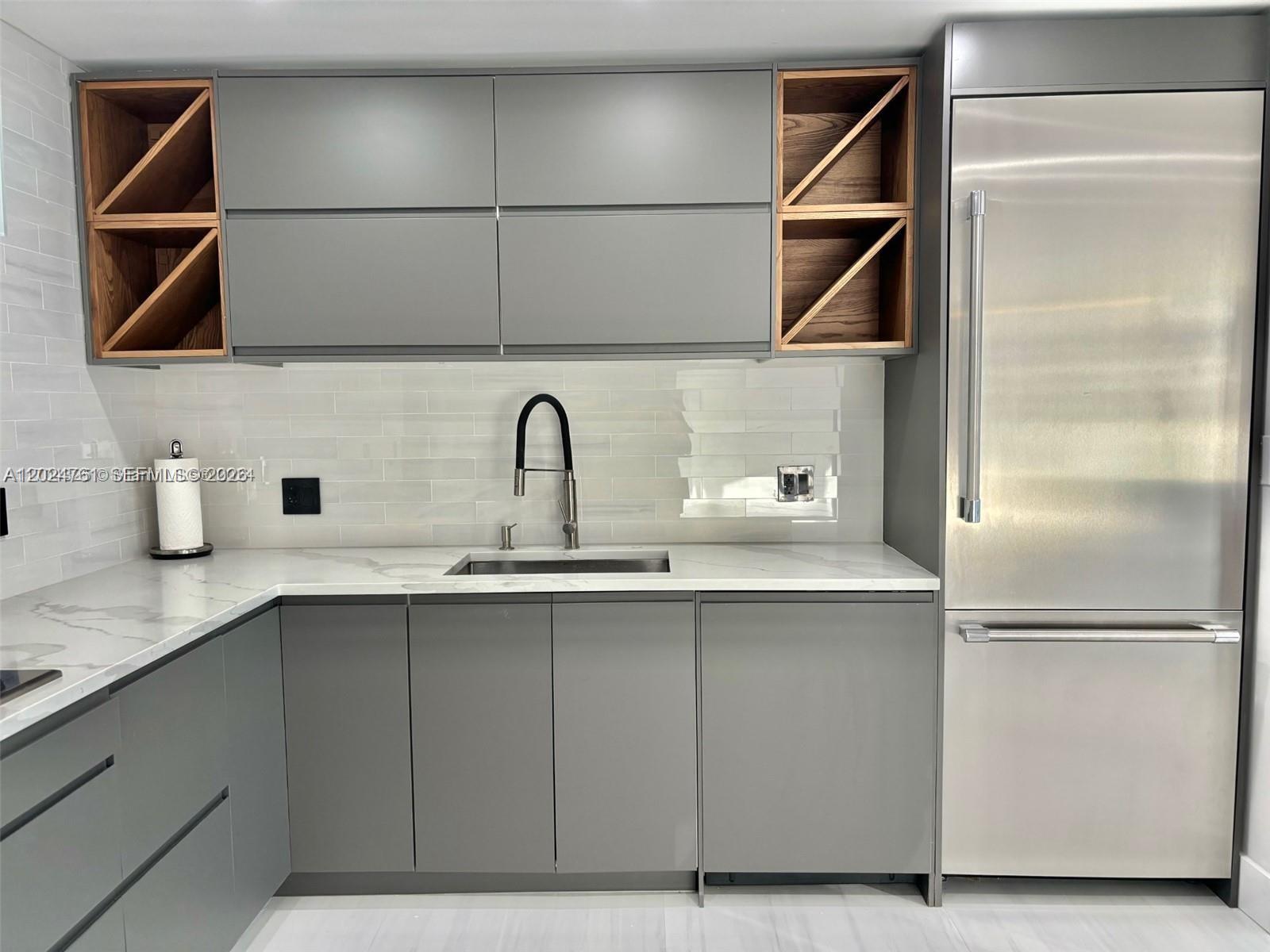 Photo of 2030 Ocean Dr  #806, Hallandale Beach, Florida, 33009 - 
