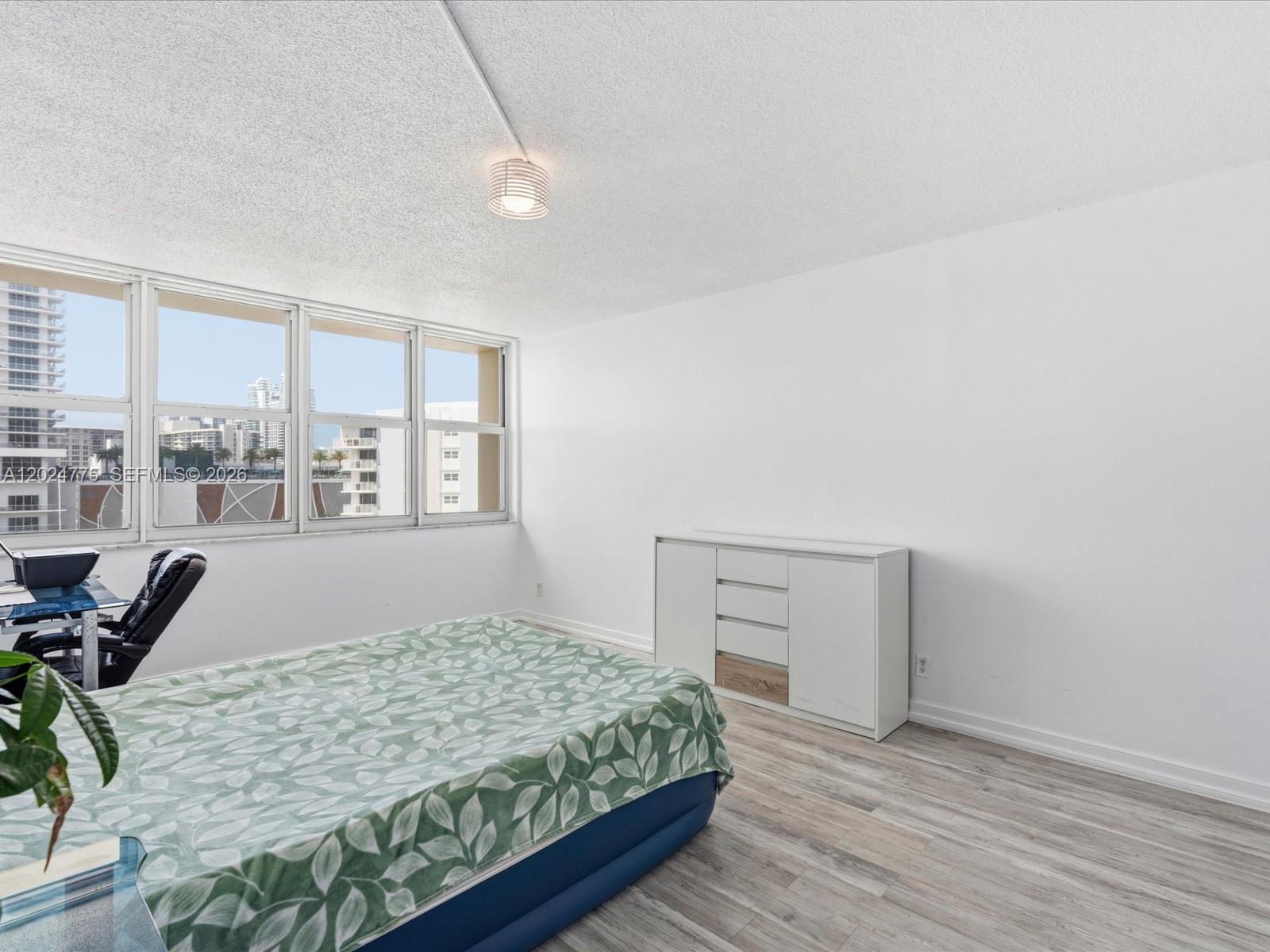 Photo of 1817 Ocean Dr  #918, Hallandale Beach, Florida, 33009 - 