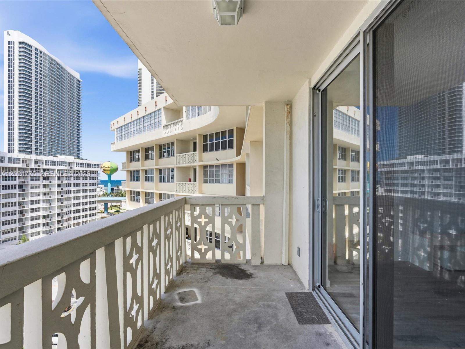 Photo of 1817 Ocean Dr  #918, Hallandale Beach, Florida, 33009 - 
