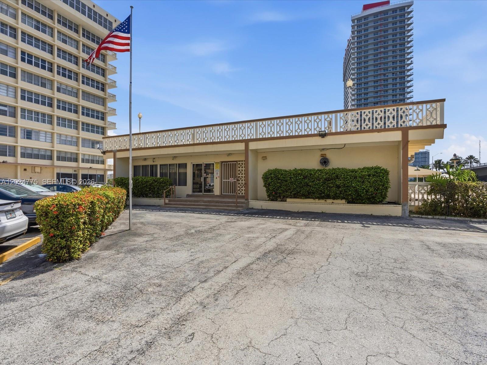 Photo of 1817 Ocean Dr  #918, Hallandale Beach, Florida, 33009 - 