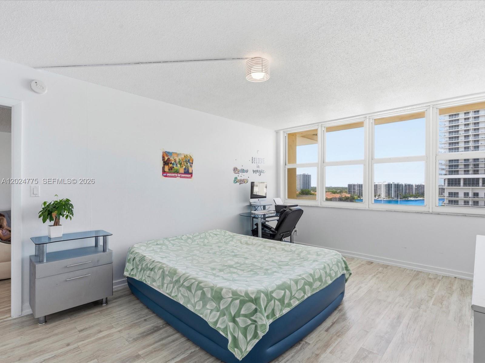 Photo of 1817 Ocean Dr  #918, Hallandale Beach, Florida, 33009 - 