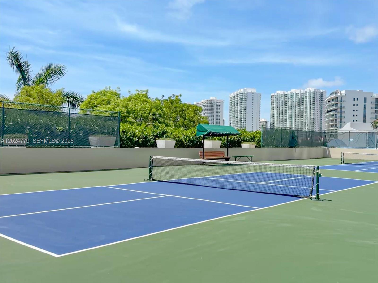 Photo of 3370 Hidden Bay Dr  #1814, Aventura, Florida, 33180 - Pickleball Courts